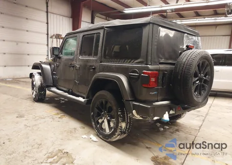 2023 Jeep Wrangler 4Xe Sahara 4X4 из США, поврежденный, VIN 1C4JJXP68PW684890